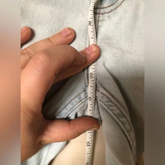 🟣 H&M | White Wash Jeans - Picture 3 of 4